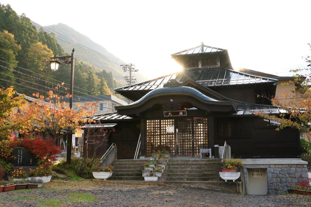 Fujiiso (Adults Only) Hotel Takayama  Exterior photo